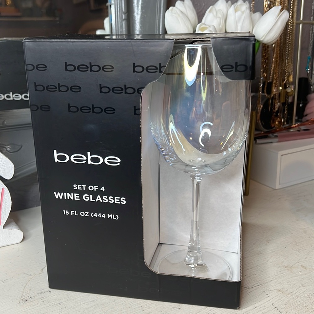 Iridescent bebe wine glasses